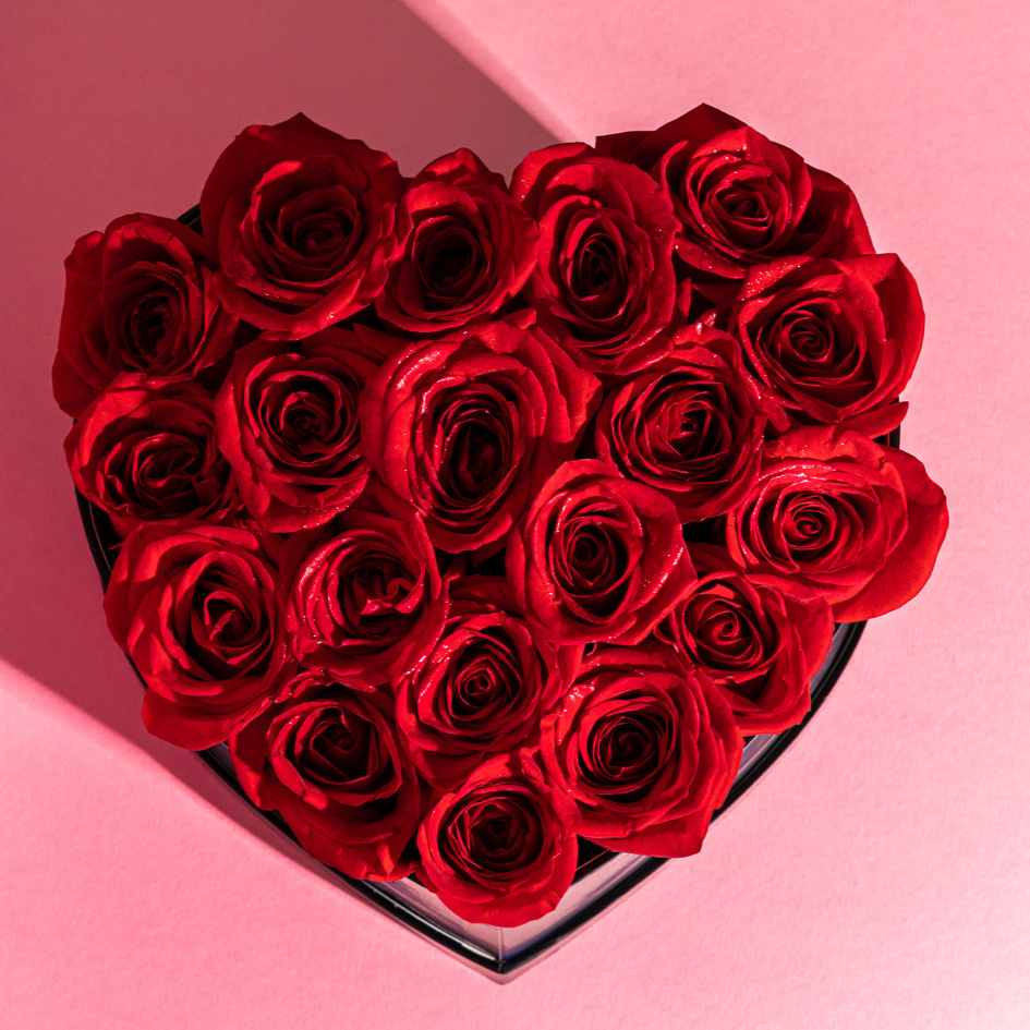 Preserved roses Heart box