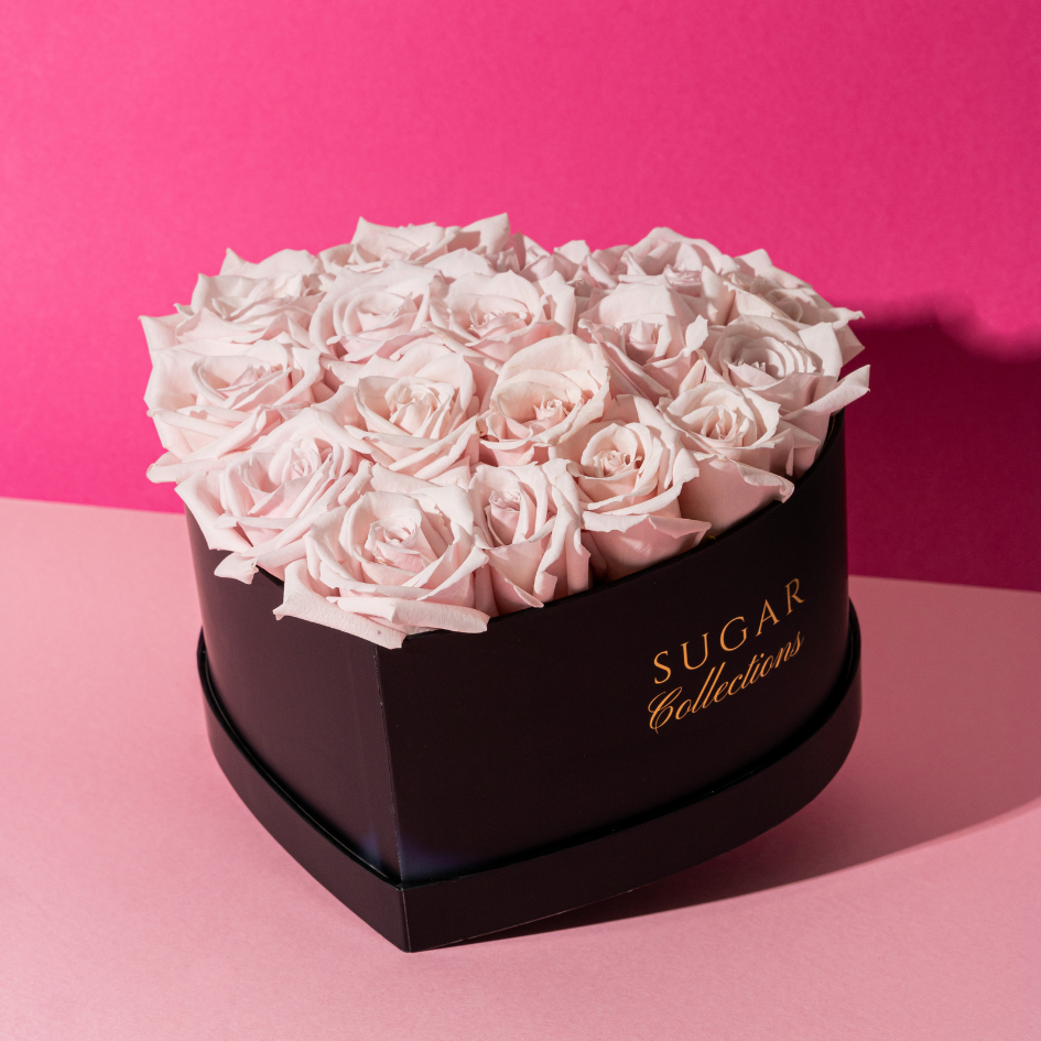 Preserved roses Heart box