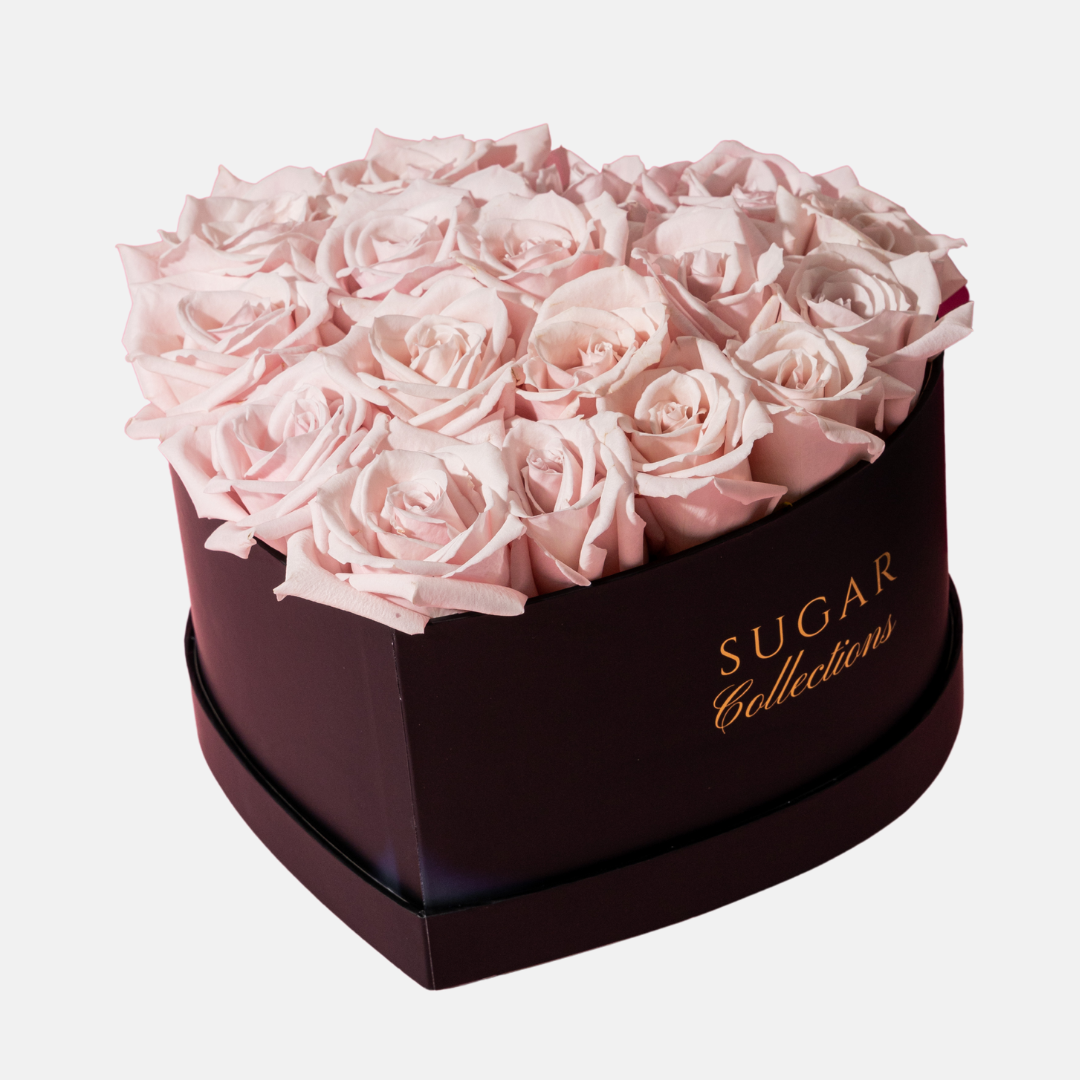 Preserved roses Heart box