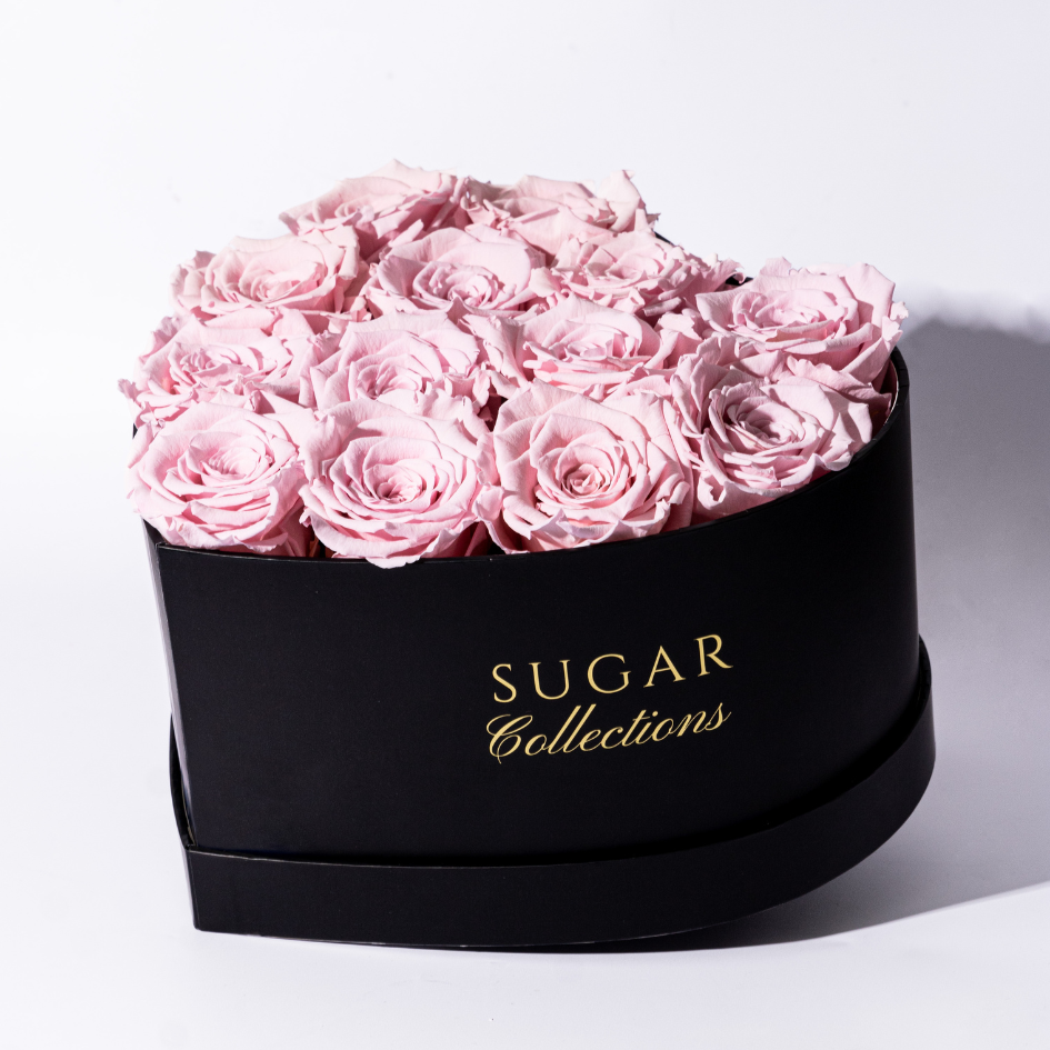 Preserved roses Heart box